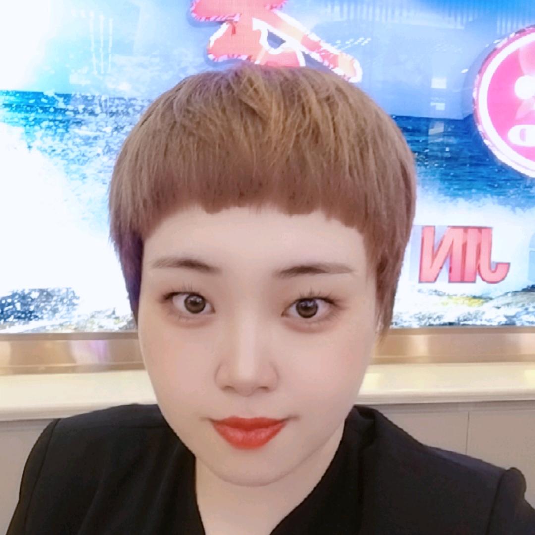 萃华金店阜新百货店杨浩