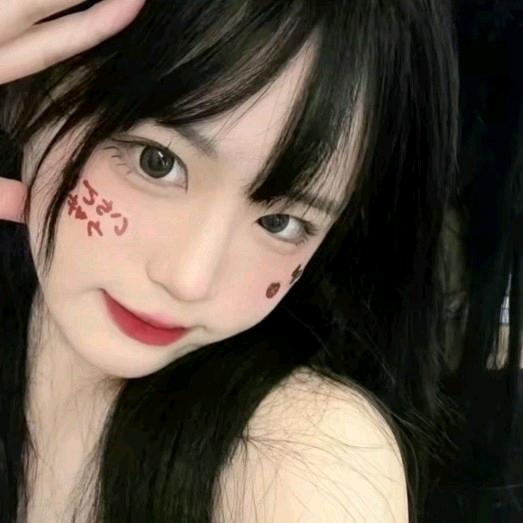 YY.