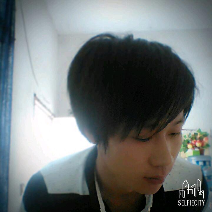 旧巷里的少年郎