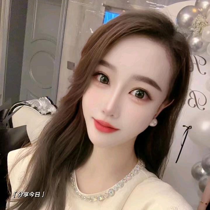 大叶子穿搭设计