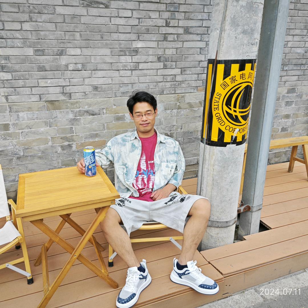 爱上香烟的手指