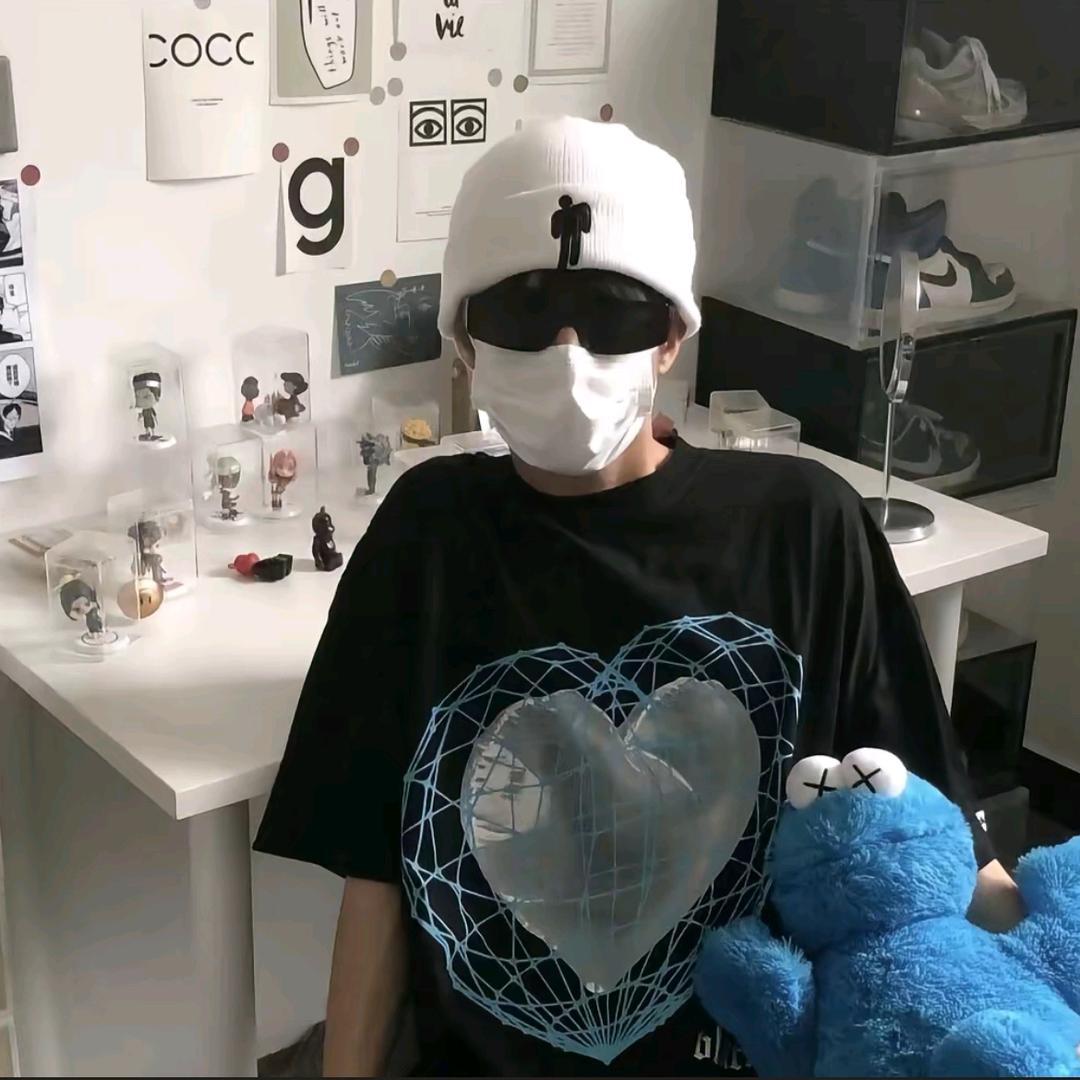 在星巴克吃卷饼