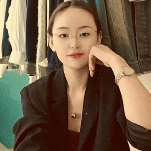 殷店阿凡卓女装