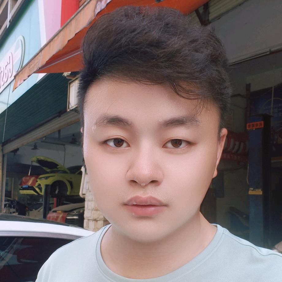 HUANG涛哥