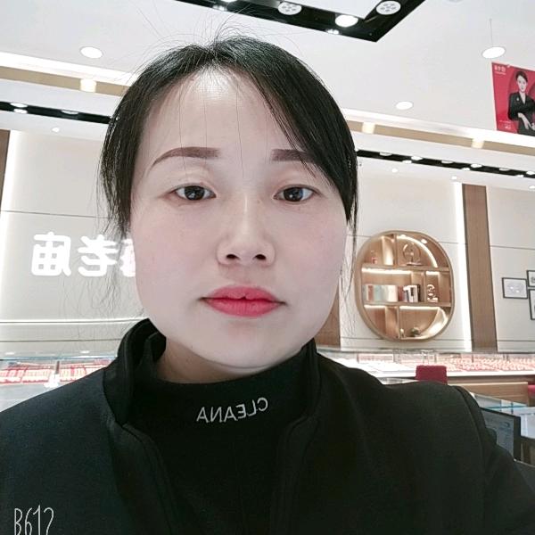 新世界珠宝  李玲