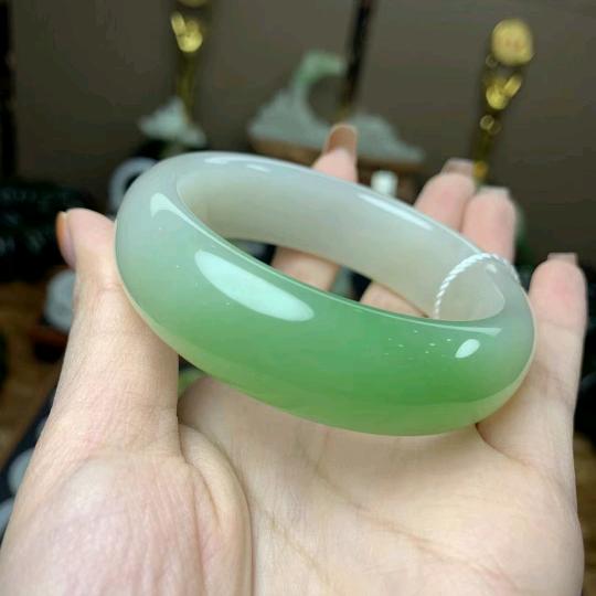 封丘县北街鸿运朱砂玉器