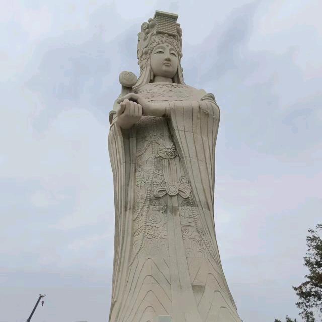 良子，外墙，