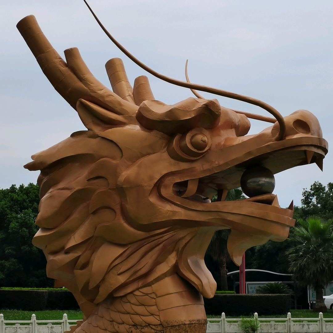 阿诬品酒