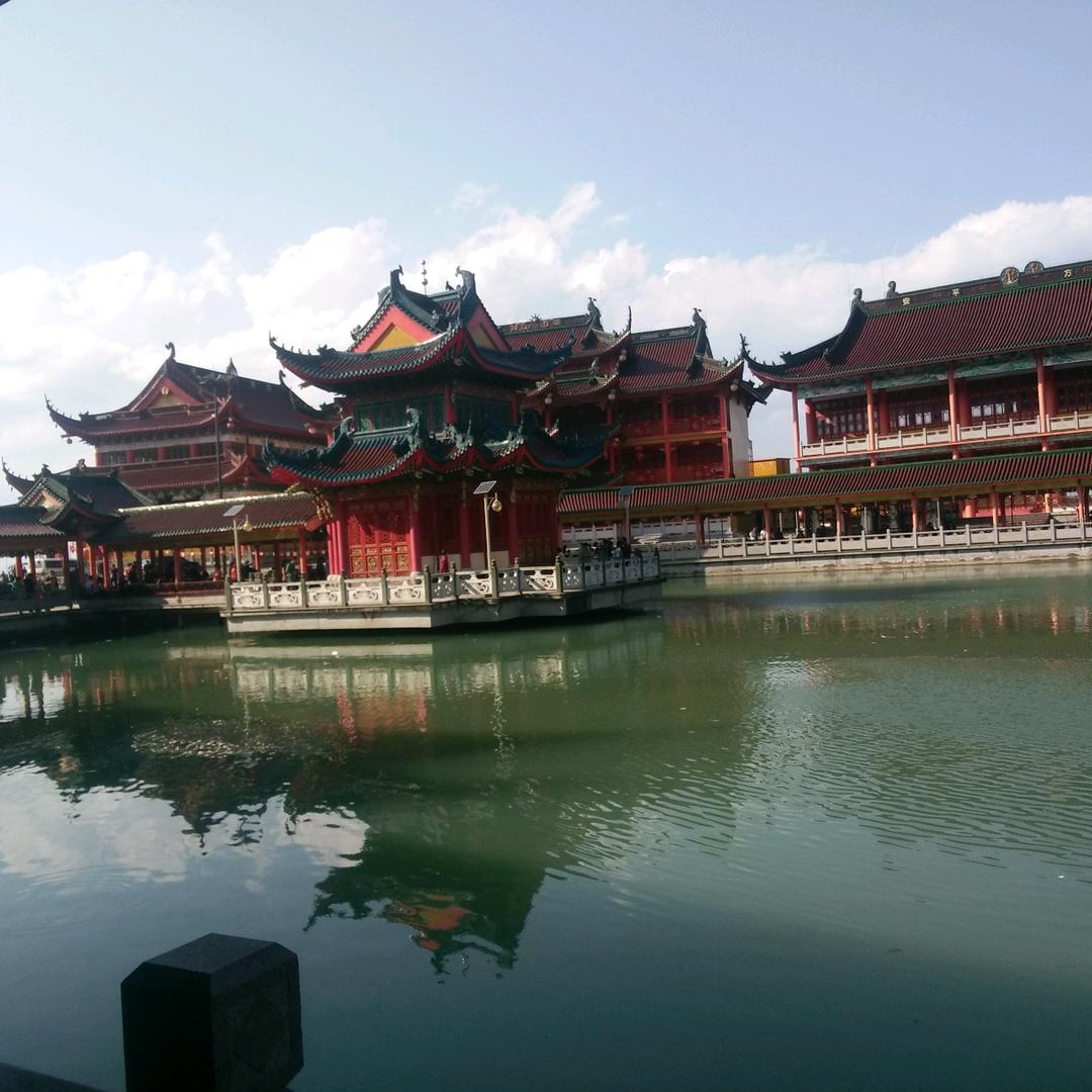 辽阔的海