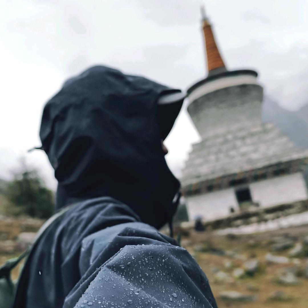 海边听雨
