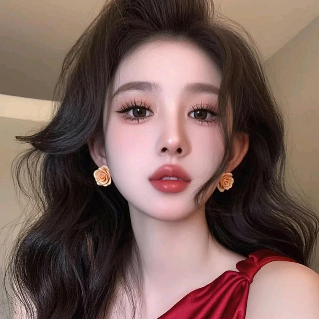 妮妮美妆💄