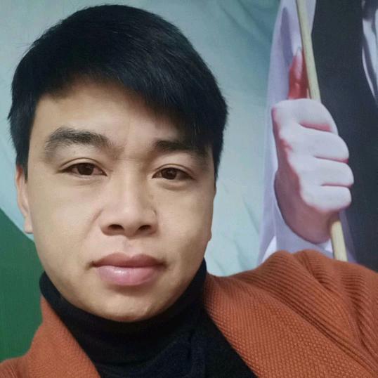 农村小哥啊龙