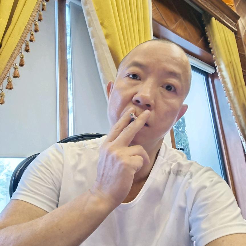 周老大四川菜，卤肉，火锅底料