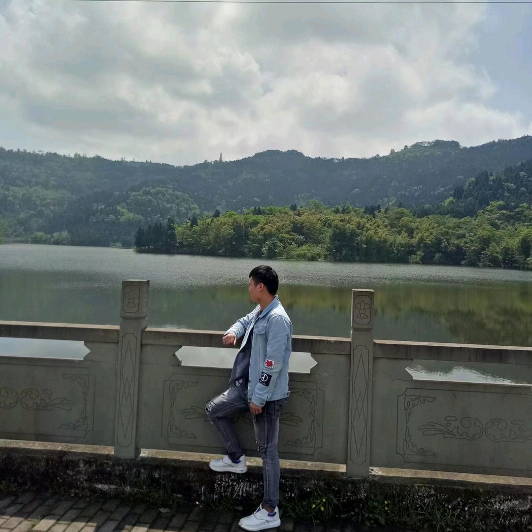 叹息好花常开人难留