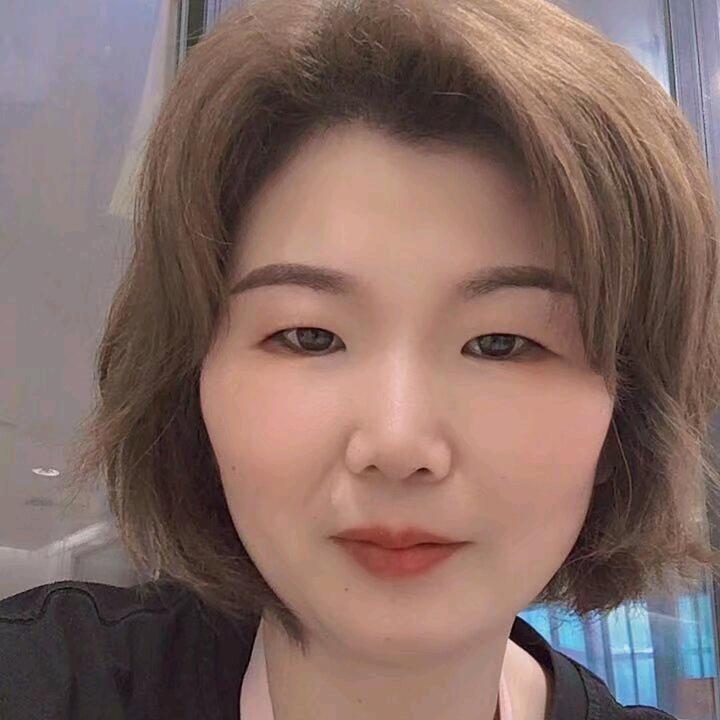 KEEPIN可宾男装（泰兴大润发店）凤姐