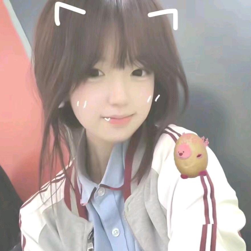 小萱.