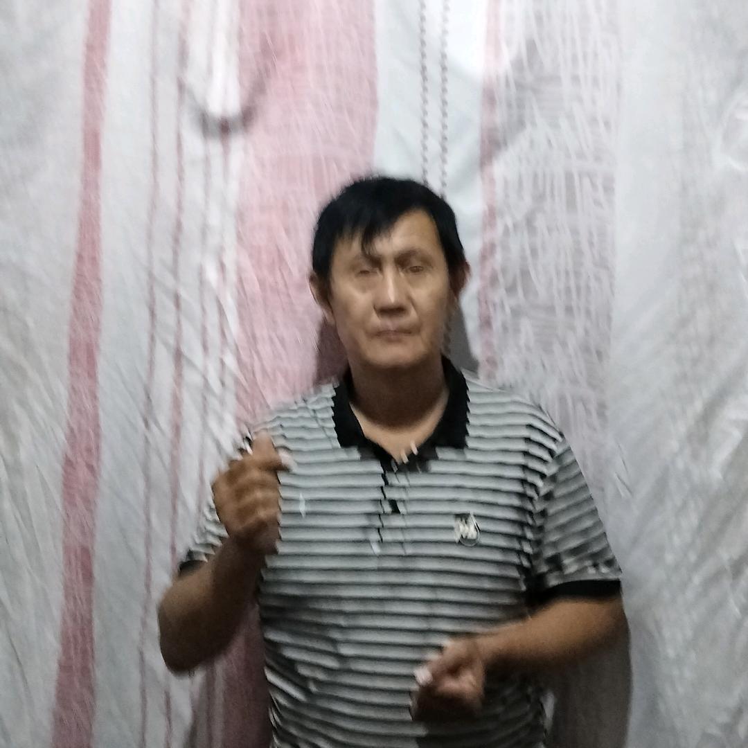 聊天主播。