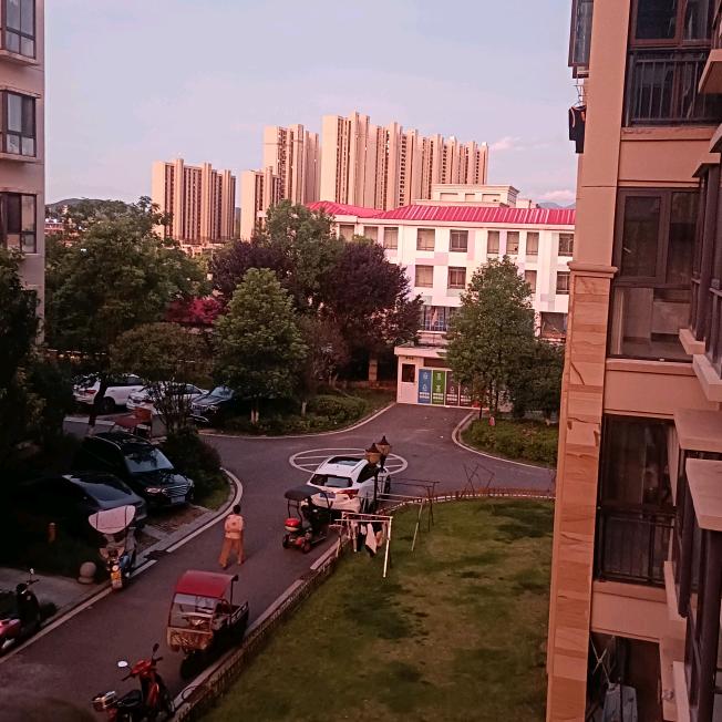 飘飘爱跳舞(请勿连赞)