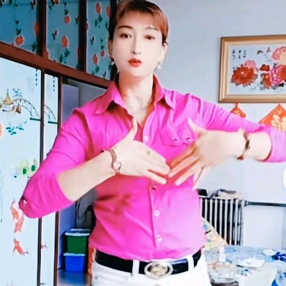 光彩亮丽开心快乐