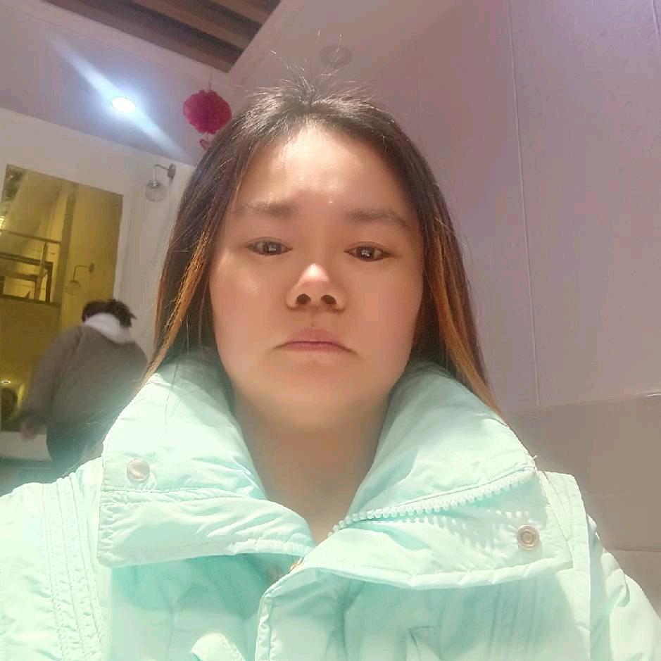 刘丽君