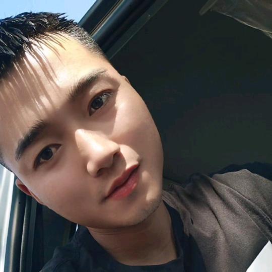 @黑꯭蛋꯭哥哥 …