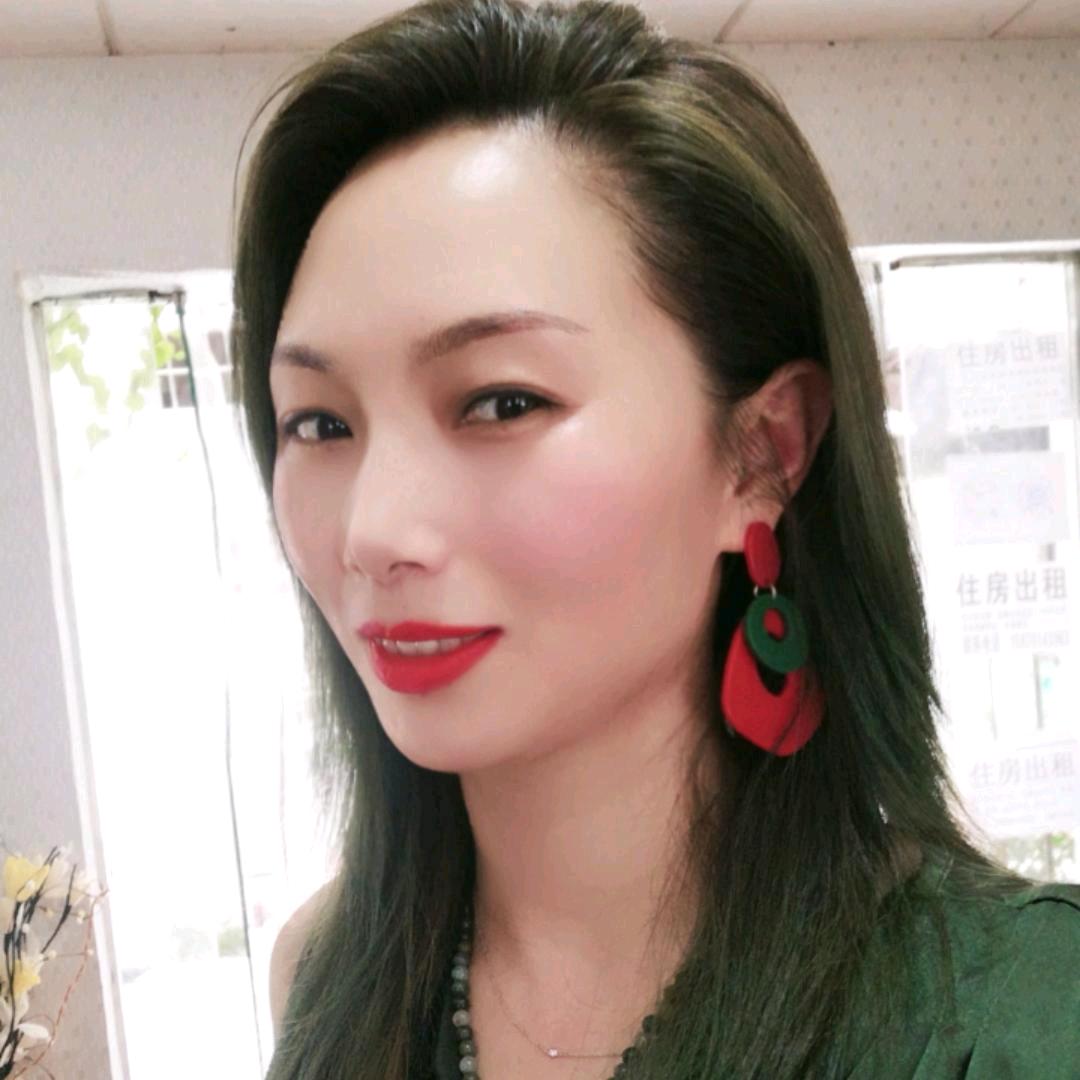民仪造型，四姐