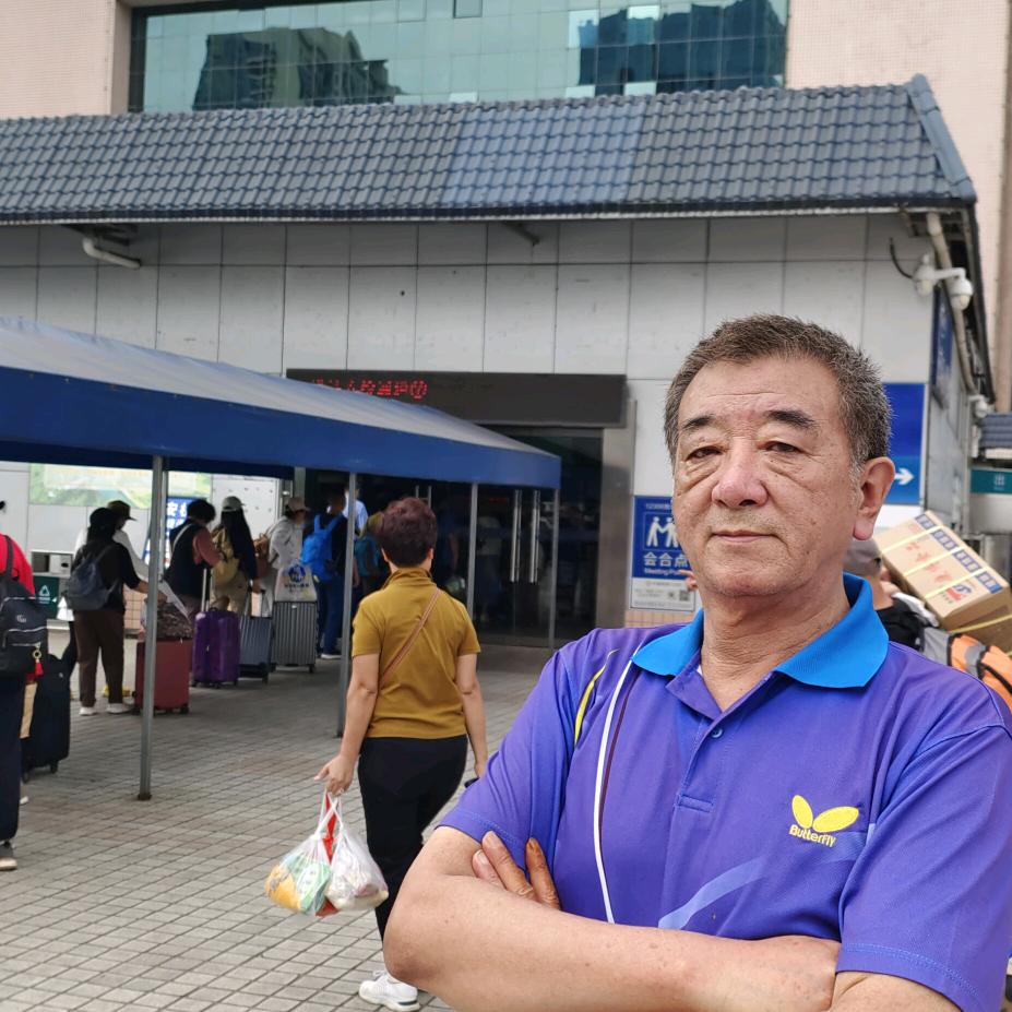 大亮，大亮光。