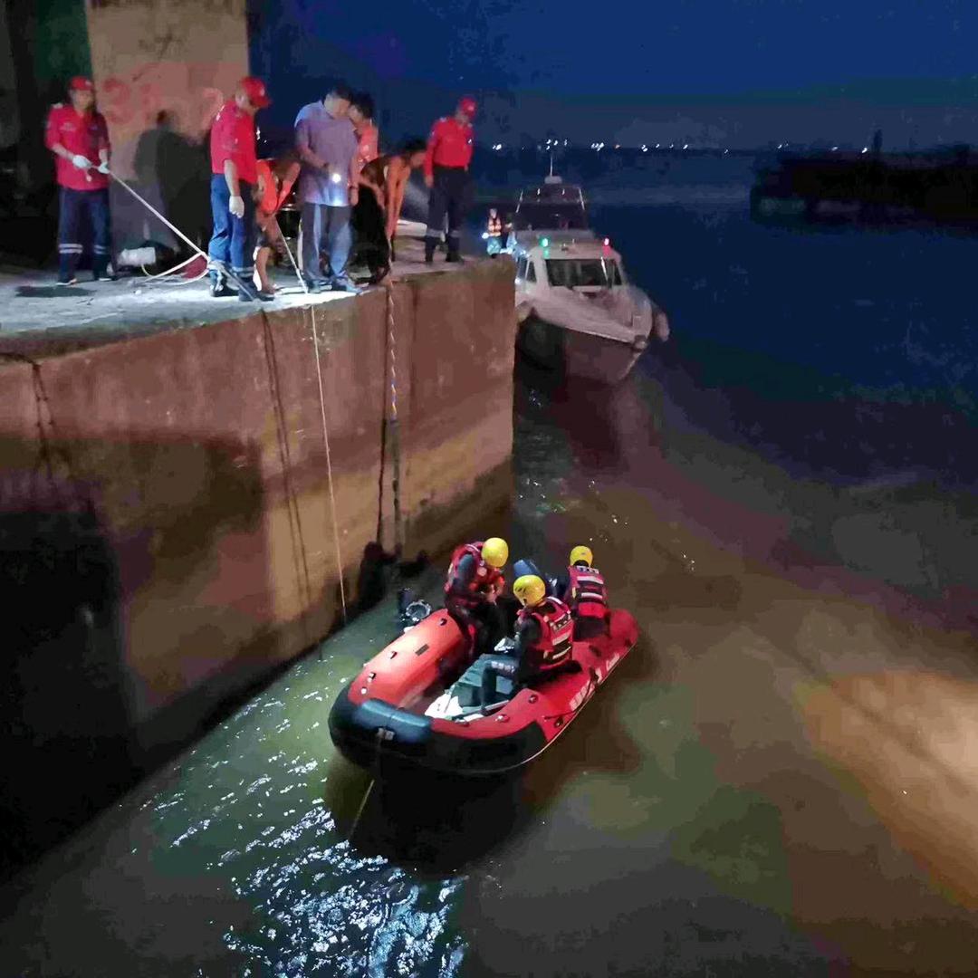 本地潜水救援队