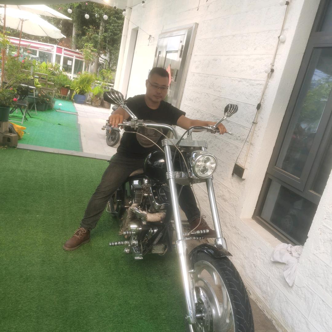 爱篮球的房地产狼