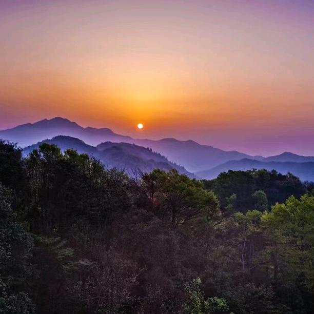 天平山