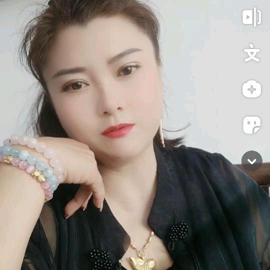 不言不语，永不在乎。