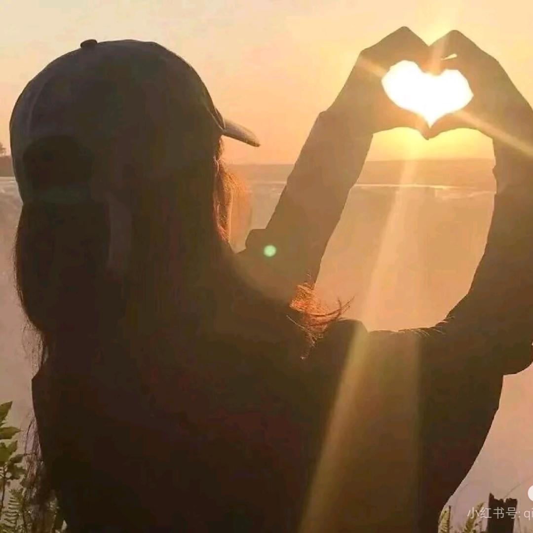 🎄◟(˶> ᎑ <˶)◞🎄