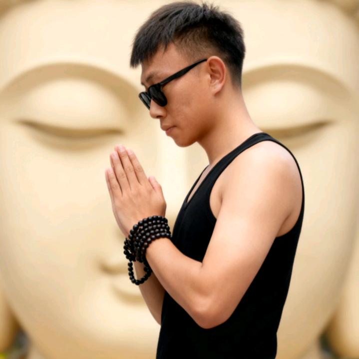 唯愿陪友把酒话桑麻