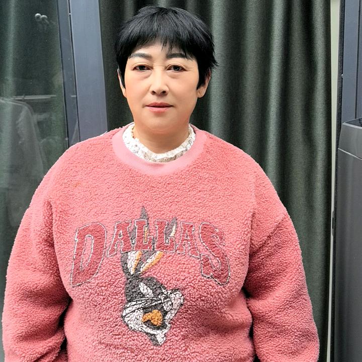 爱唱的农村阿姨