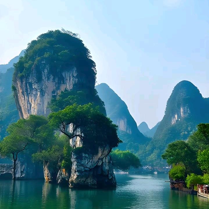 山青水秀