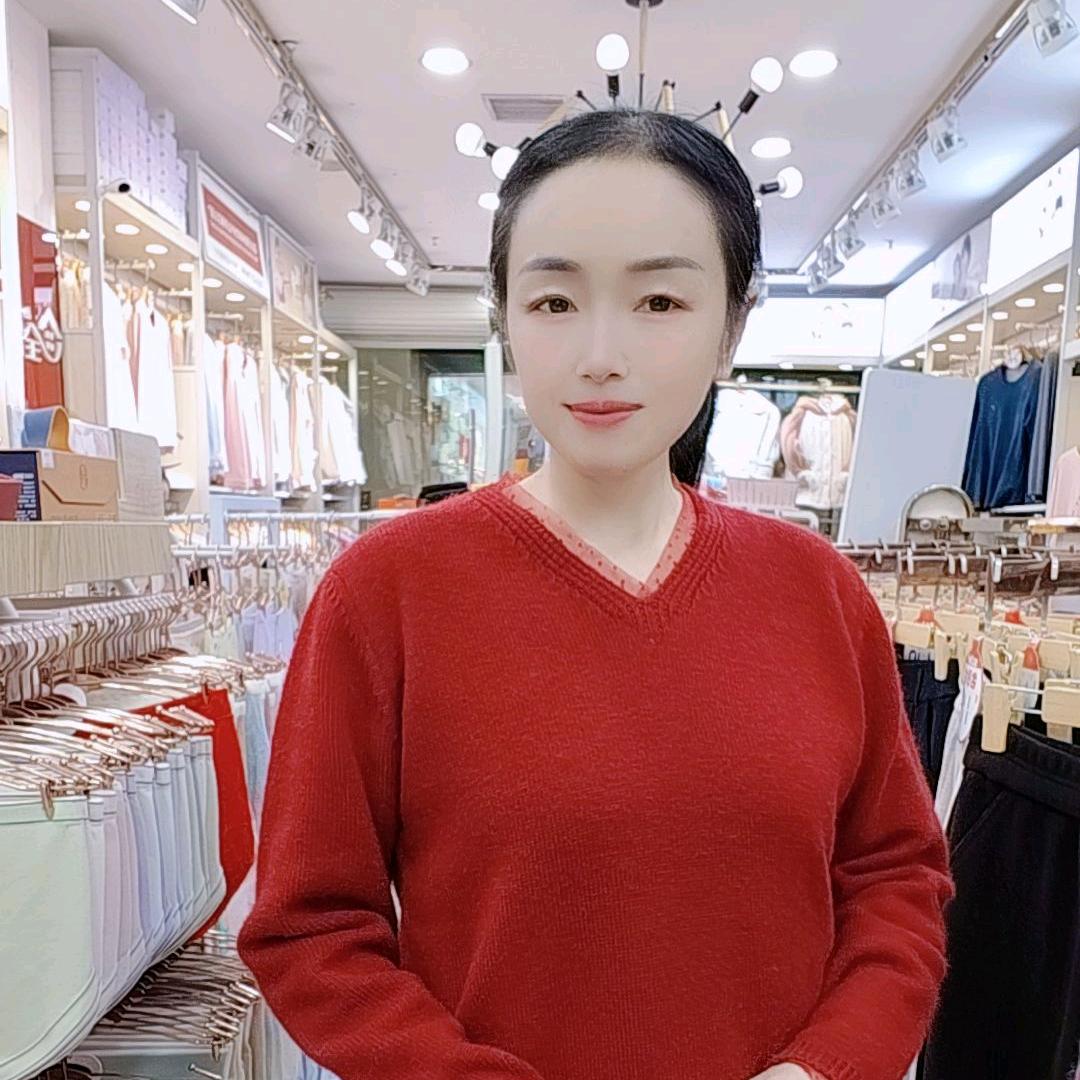 全家人内衣小余