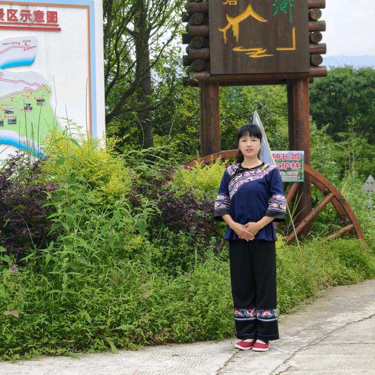 黄琴（橱窗营业中……）
