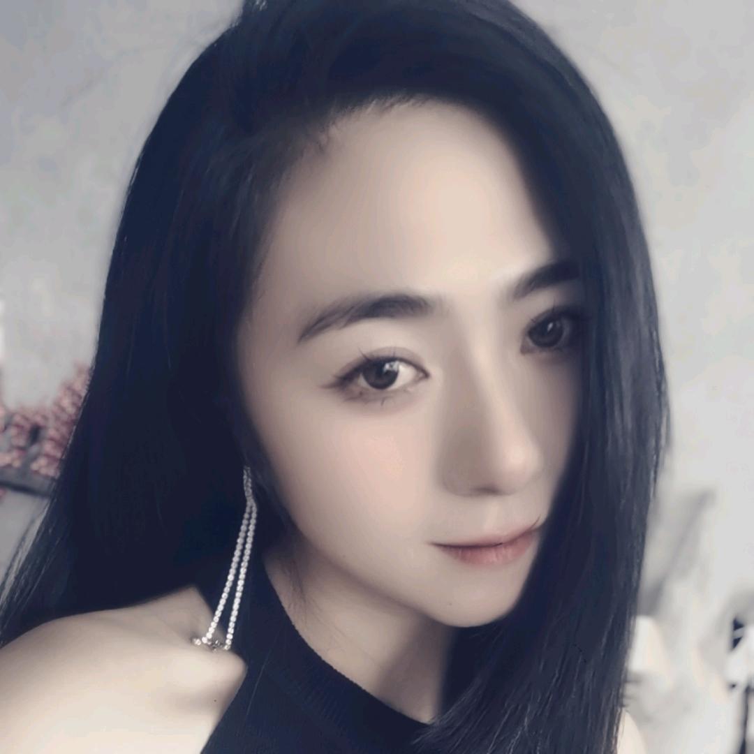 依依