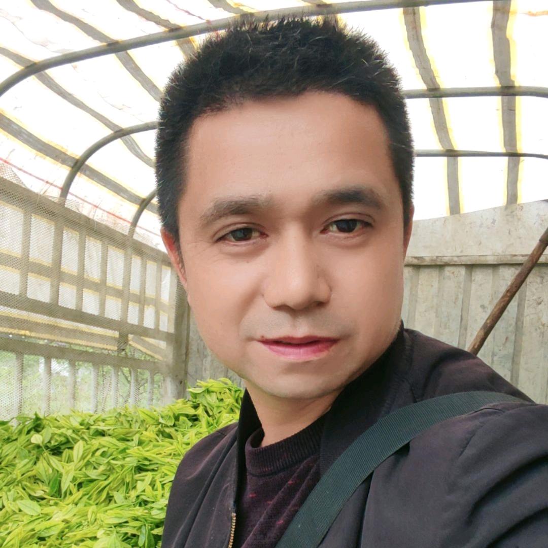 袁万华