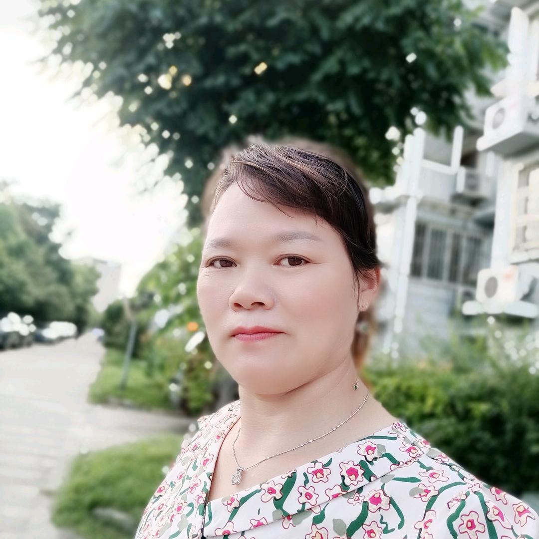 琼莲樊雅