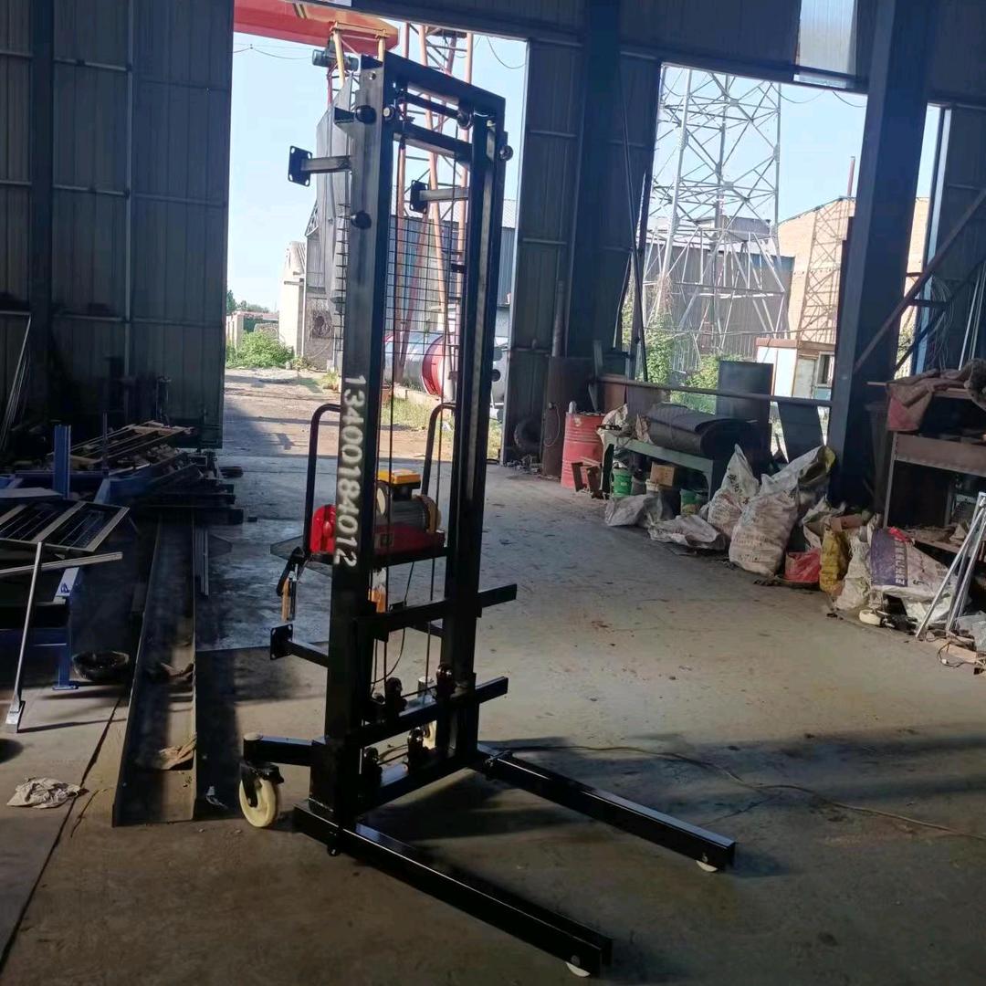 自卸翻斗车 电动升降机货梯