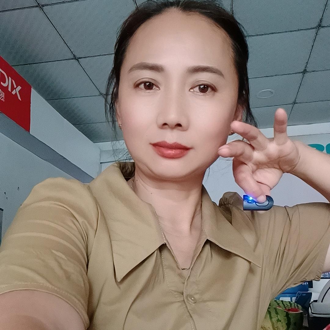 月月吖(日用百货)
