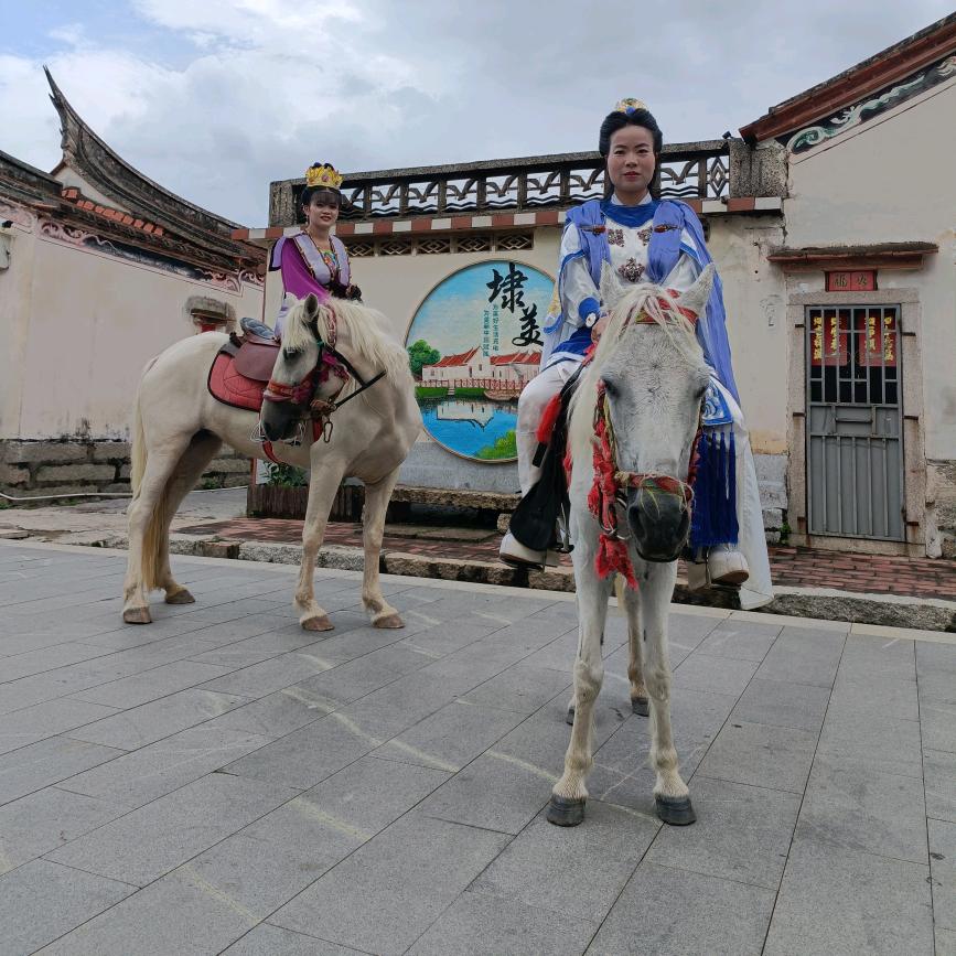 埭美网红骑马俱乐部