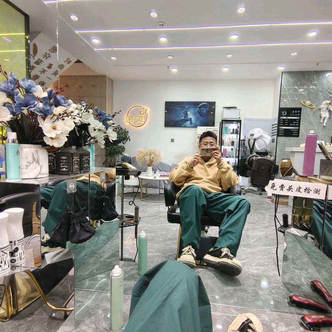 武威美阁造型丶叮