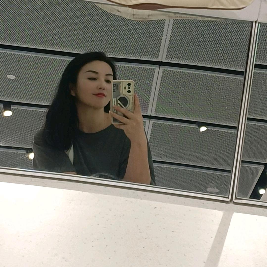 泊里盛客隆大贺贺家女装