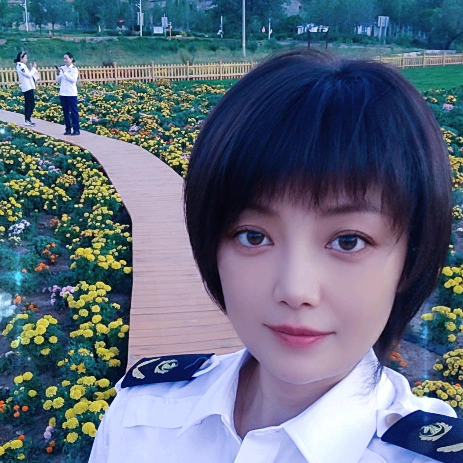 内蒙高路小姐姐
