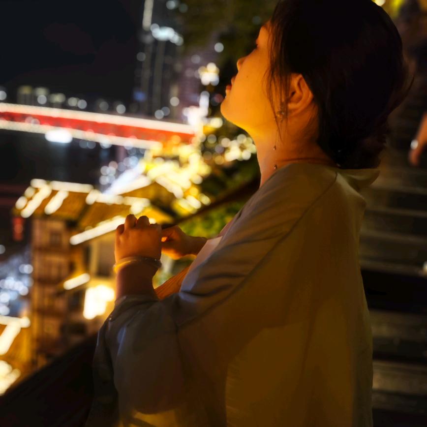君莫敌头像