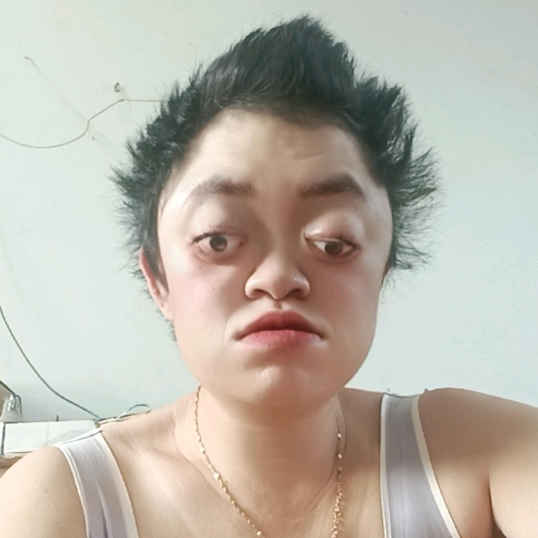 王晓燕2用那个小11:00小号开播