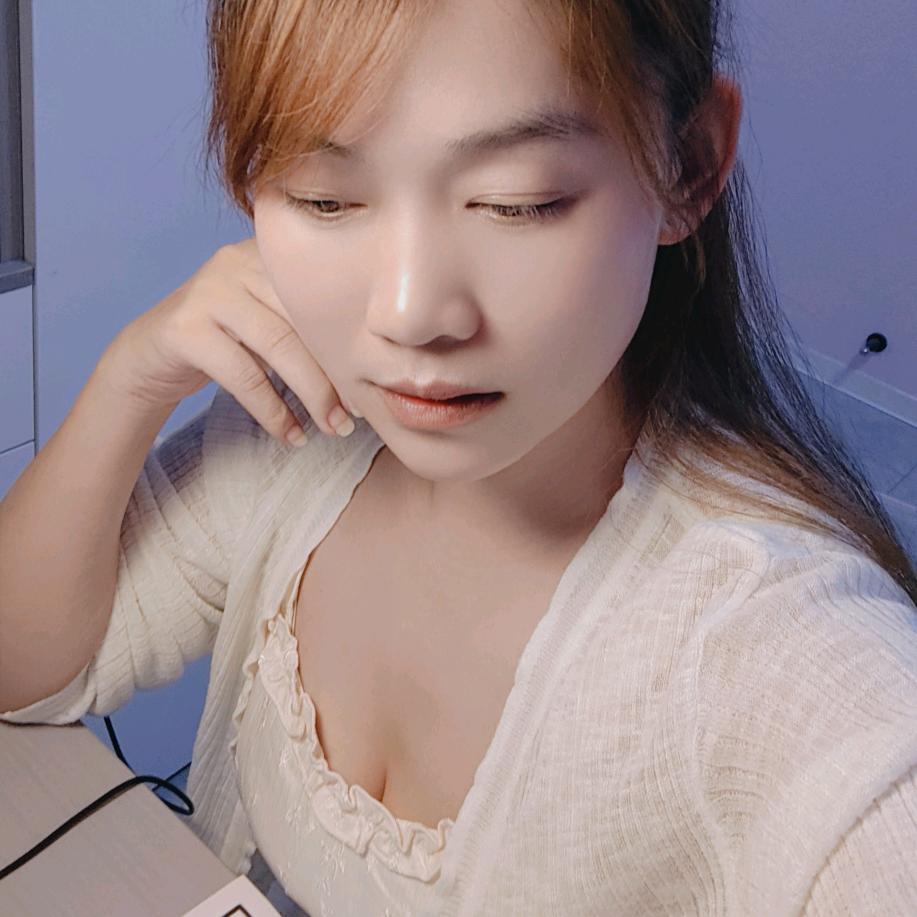 @依依吖