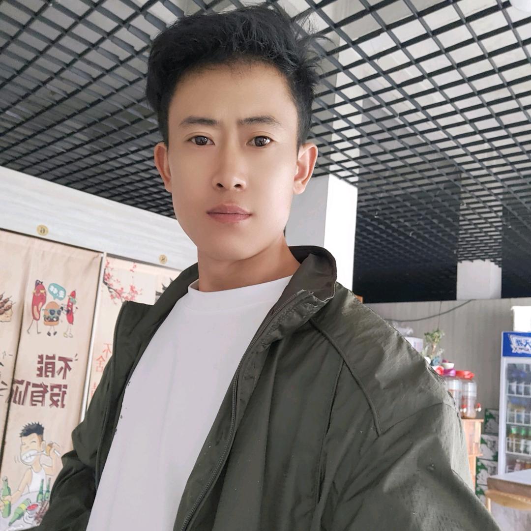 搓一顿烧烤烤鱼